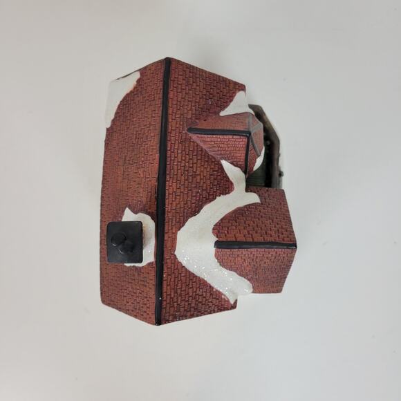 Santa's Workbench Porcelain Lighted House Deer Run Log House Victorian Series - Picture 9 of 13